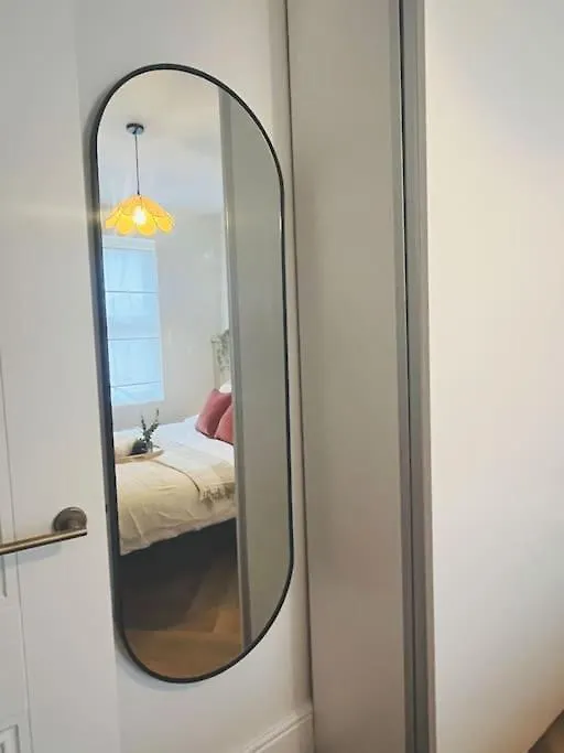 Stunning Cosy Apartment Near 02, Canary Wharf London United Kingdom
