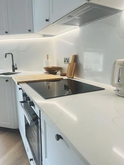 Stunning Cosy Apartment Near 02, Canary Wharf London